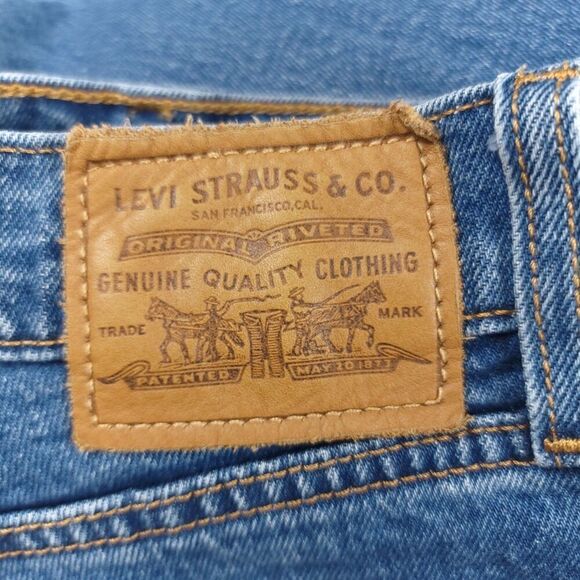LEVIS Premium Wedgie Straight High Rise Ankle Crop Jeans Western Denim 24 x 28 - Picture 4 of 9